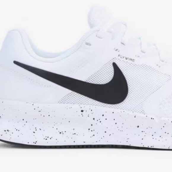 Nike Women’s Run Swift 3 Running Shoes - NIB - Picture 3 of 5